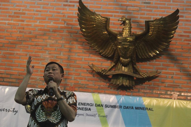 KPK periksa Menteri Jonan dalam kasus PLTU Riau pekan depan