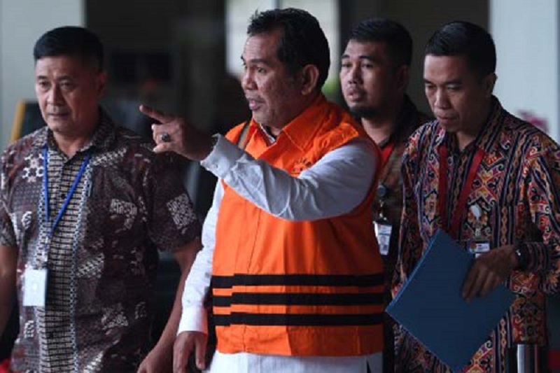 KPK sita 5 mobil Ormas terkait korupsi Bupati Hulu Sungai Tengah