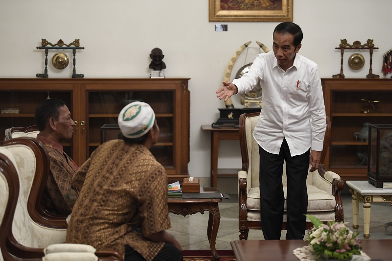 Warung dijarah massa, Abdul dan Ismail diundang ke Istana