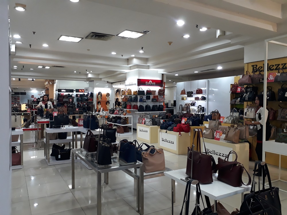 Pusat perbelanjaan Sarinah mulai beroperasi