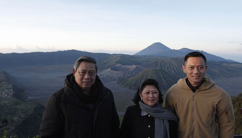 Ani Yudhoyono, putri dan istri prajurit yang penuh gagasan