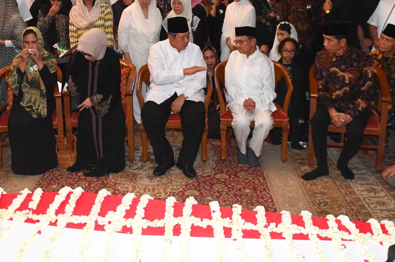 Presiden Jokowi akan jadi irup pemakaman Ibu Ani