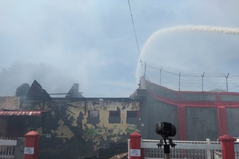 Lapas Pidie Aceh Besar terbakar