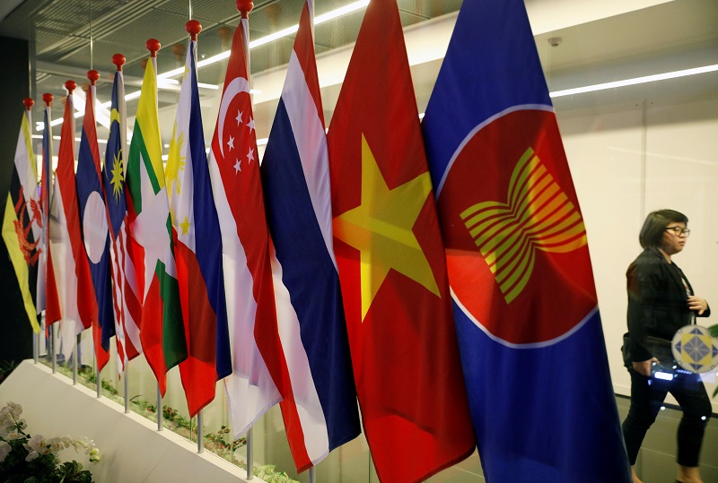 Pertumbuhan ekonomi ASEAN diprediksi melambat hingga tahun 2020