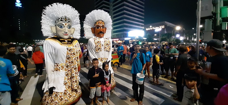 Kisah pengamen ondel-ondel di tengah gempita perayaan HUT Jakarta