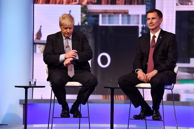 Rivalitas kursi PM Inggris: Hunt minta Johnson tak jadi pengecut
