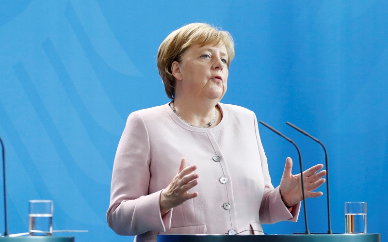 Kanselir Jerman kembali gemetar saat tampil di muka publik
