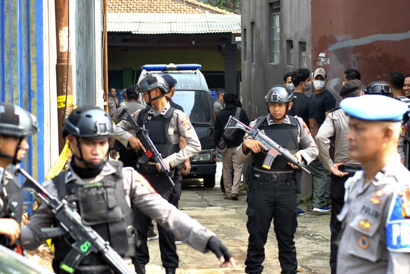 Terpidana teroris pemasok logistik kelompok Santoso bebas