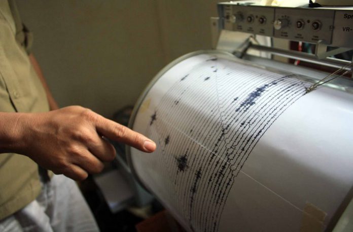 Rentetan belasan gempa susulan terjang Manado