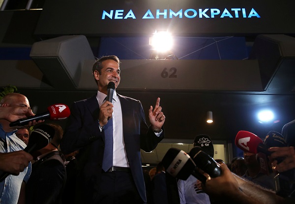 Partai berhaluan kanan tengah kembali berkuasa di Yunani