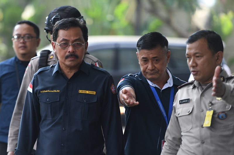 Gubernur Kepri Nurdin Basirun resmi tersangka suap