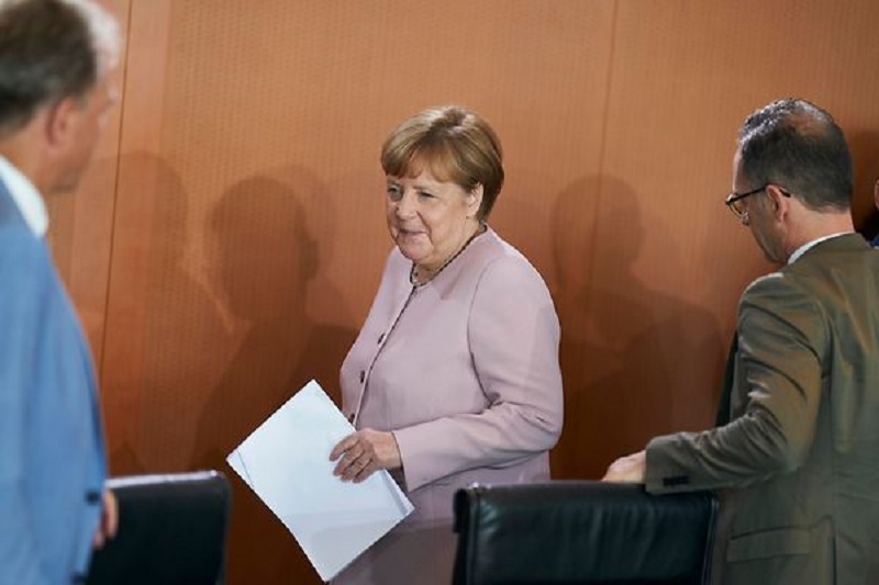 Kembali gemetar, kesehatan Kanselir Jerman picu perdebatan