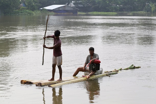 Sungai meluber di Bangladesh, 400.000 orang mengungsi