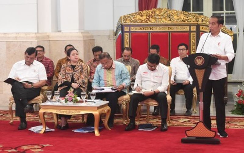 Langgar aturan, Jokowi diminta tolak menteri rangkap jabatan