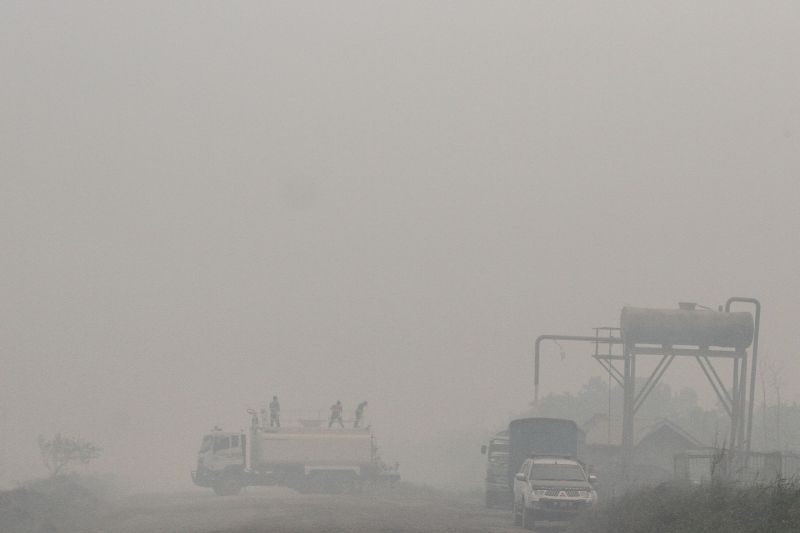 Riau tetapkan status darurat pencemaran udara akibat karhutla