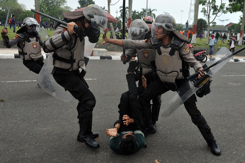 Ratusan orang ditangkap saat demo, Polisi klaim bukan mahasiswa