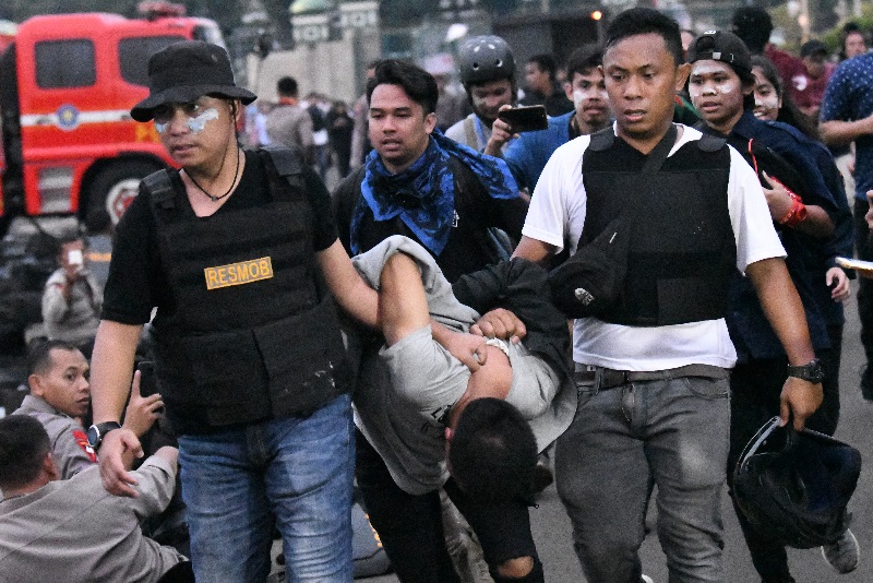 Polisi tetapkan 380 tersangka bentrokan saat demo di Senayan