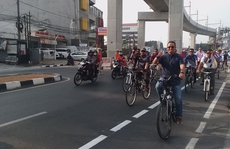 Anies Baswedan ujicoba jalur sepeda fase kedua di DKI