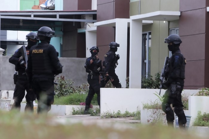 Terduga teroris Bandung berencana gagalkan pelantikan Jokowi