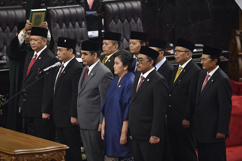 Pimpinan MPR undang SBY ke pelantikan Jokowi-Amin