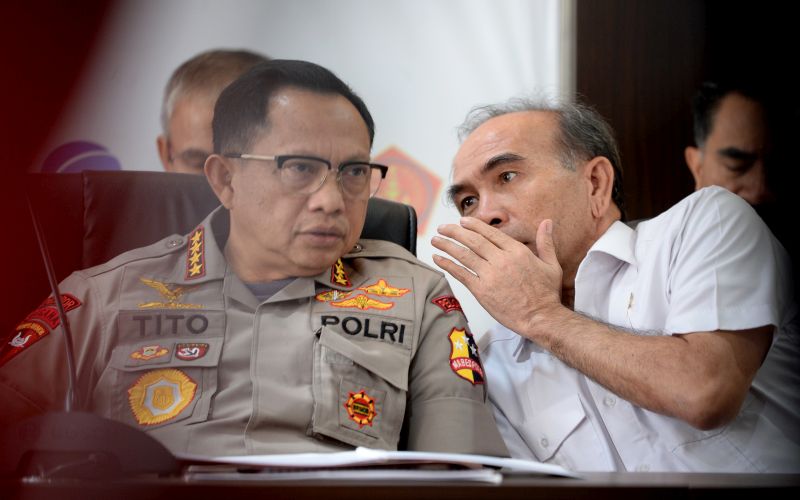 Jokowi surati DPR minta Kapolri diberhentikan