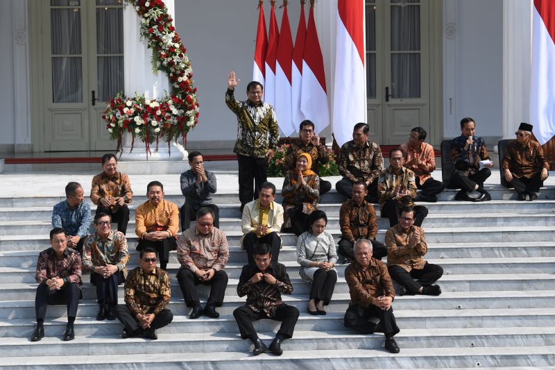 Tak libatkan KPK, ada menteri Jokowi-Ma'ruf punya jejak di kasus korupsi