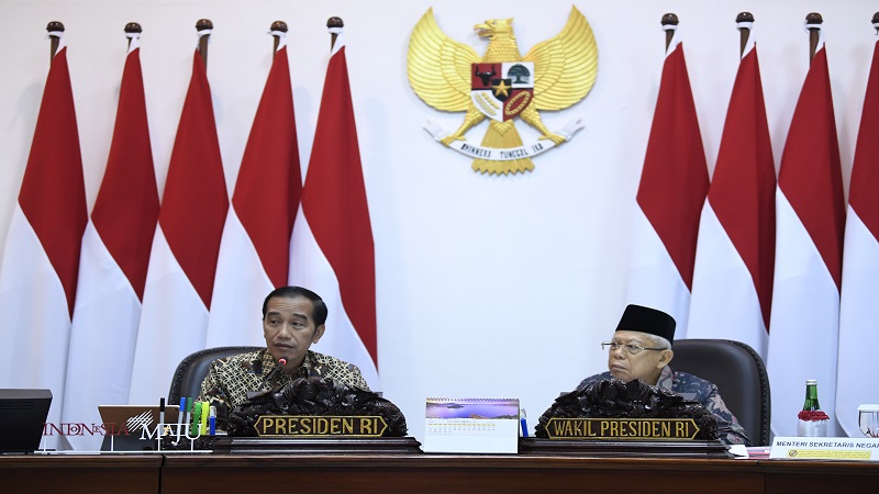 Adab sopan santun bernegara Jokowi dipertanyakan