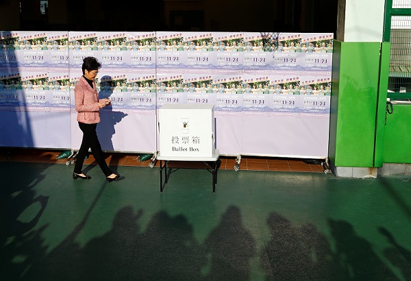 Pro-Beijing kalah, pemimpin Hong Kong hormati hasil pemilu