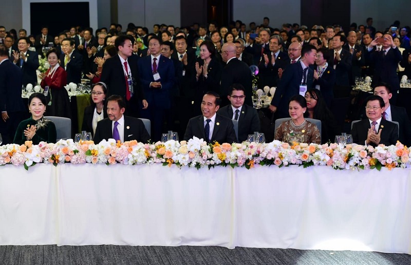 Jokowi: Penting bagi ASEAN terus kirim pesan damai ke Korut