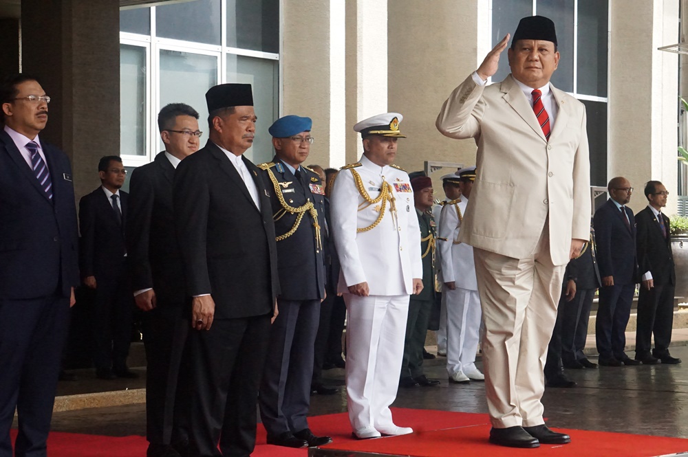 Survei IPS: Prabowo populer tapi kinerja diragukan