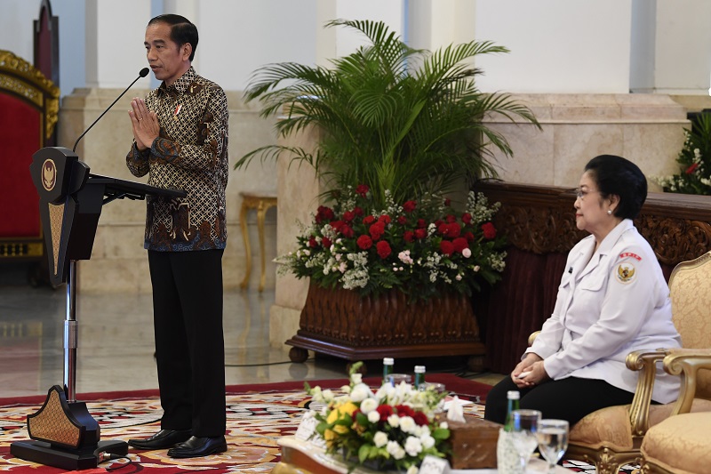 'Perang' PDIP lawan Jokowi dalam amandemen UUD 1945