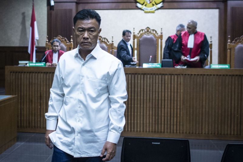 Perantara suap eks Bupati Kepulauan Talaud divonis 4 tahun penjara