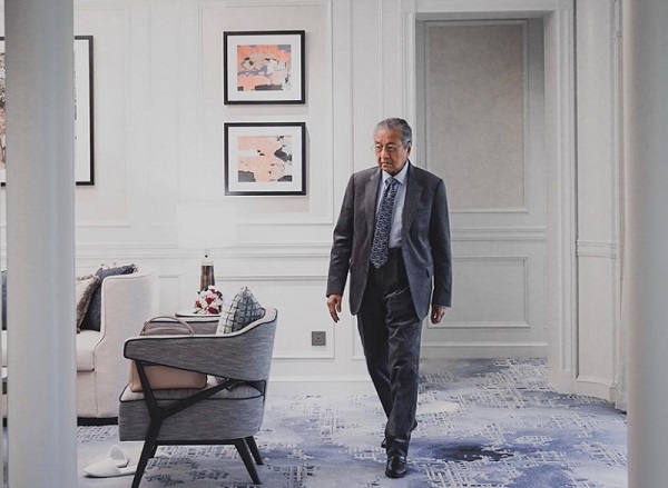 Mahathir Mohamad janji mundur usai KTT APEC 2020