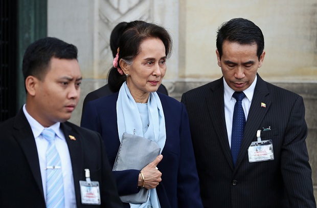 Dukungan mengalir bagi Suu Kyi saat hadapi tuduhan genosida 