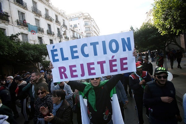 Mantan PM jadi Presiden Aljazair, ribuan warga protes