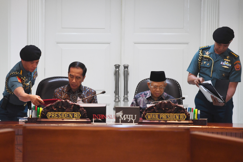 Jokowi: Hati-hati yang senang impor migas, saya ikuti kamu!