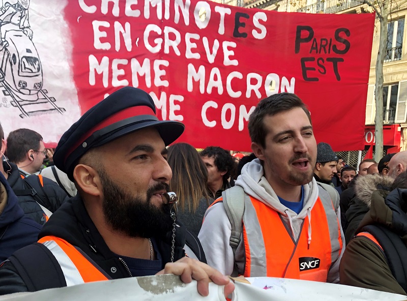 Demo antireformasi sistem pensiun masih melumpuhkan Prancis