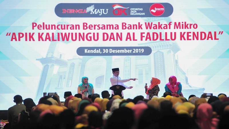 Jokowi bangun 56 Bank Wakaf Mikro untuk warga pesantren