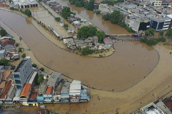 Banjir, PMI kerahkan 400 personel