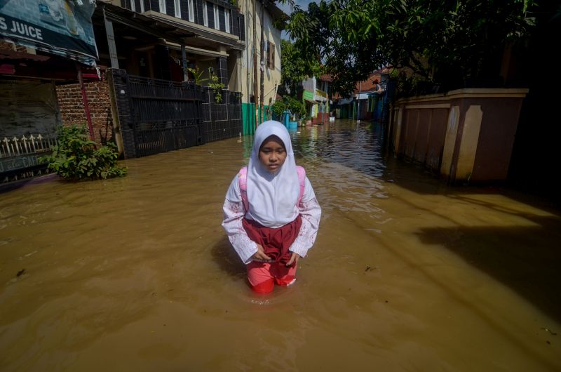 Belum surut, banjir di Kabupaten Bandung rendam 413 sekolah