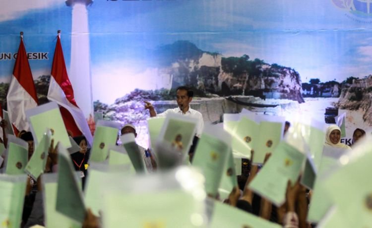 Coronavirus, Jokowi sebut pengiriman logistik ke Wuhan rumit