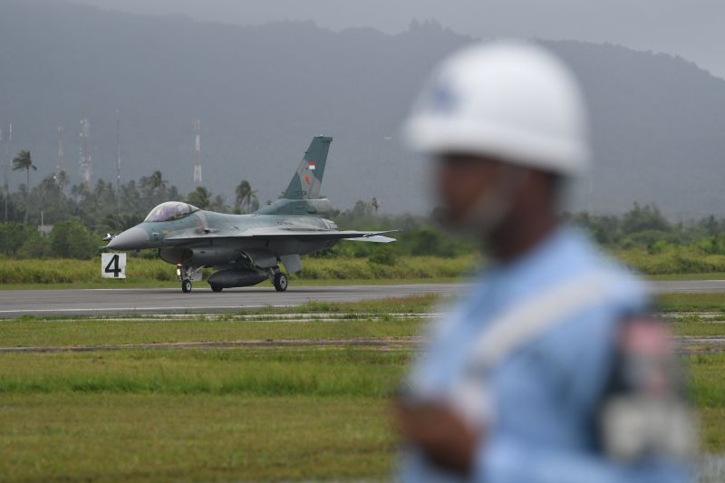 Tunggu perintah, 3 pesawat TNI siap evakuasi WNI di China