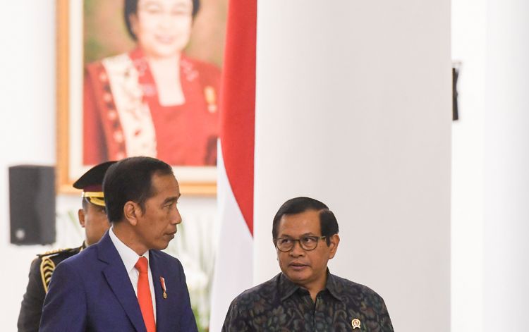 PAN sebut tak mungkin Jokowi lengser karena ke Kediri