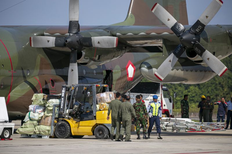 Pesawat TNI AU dalam perjalanan angkut 9 ton bantuan Covid-19 dari China