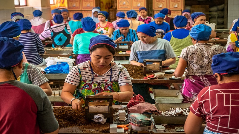 Sebanyak 5.047 buruh di Jawa Barat kena PHK akibat Covid-19