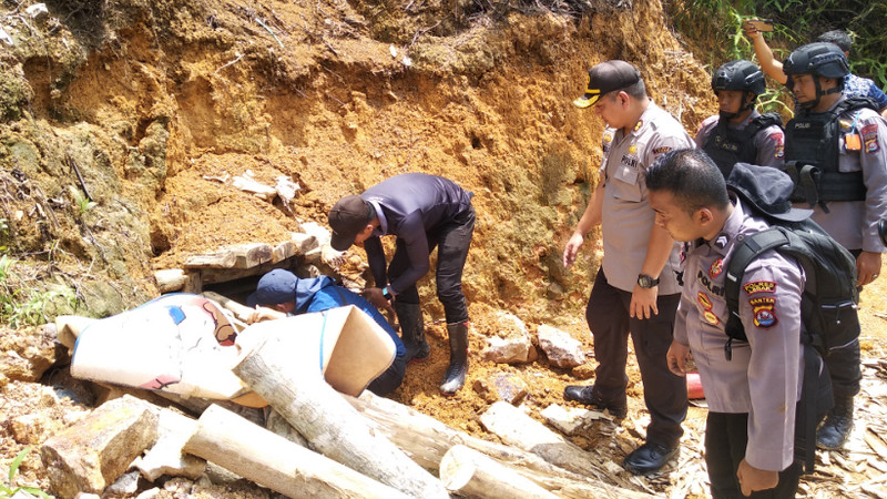 Empat bos tambang emas ilegal di Lebak ditangkap