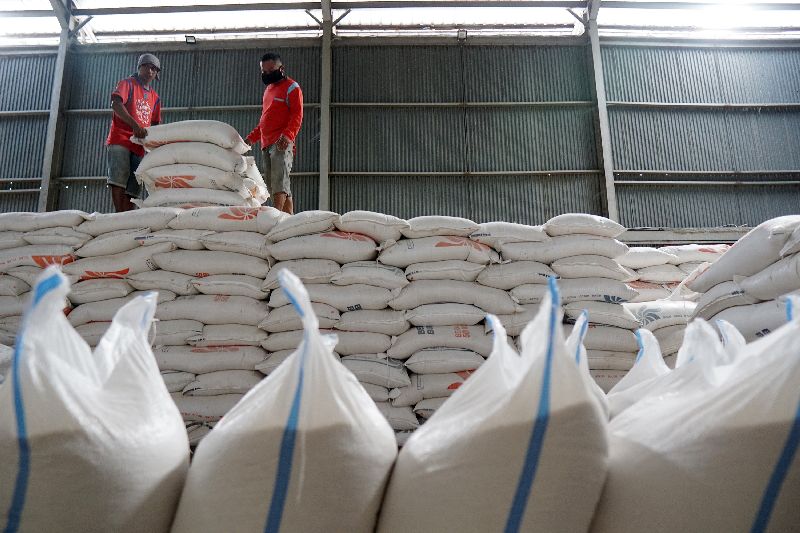 Satgas Pangan Polri sebut tujuh provinsi kekurangan stok cadangan beras