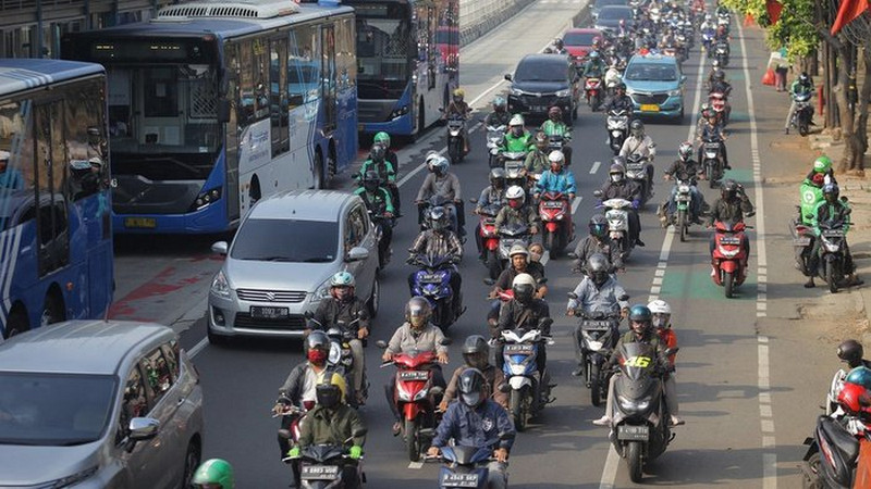 PSBB transisi, warga Jakarta diharap tetap beraktivitas di rumah
