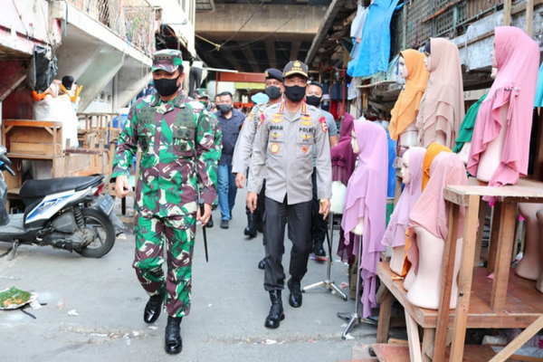 250 personel TNI dan Polri kawal Pasar Tanah Abang