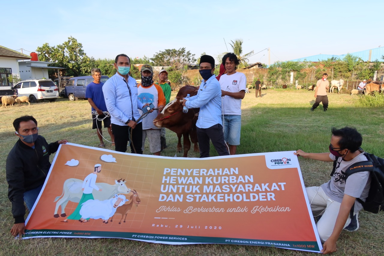  Cirebon Power bagikan 65 ekor hewan kurban untuk masyarakat